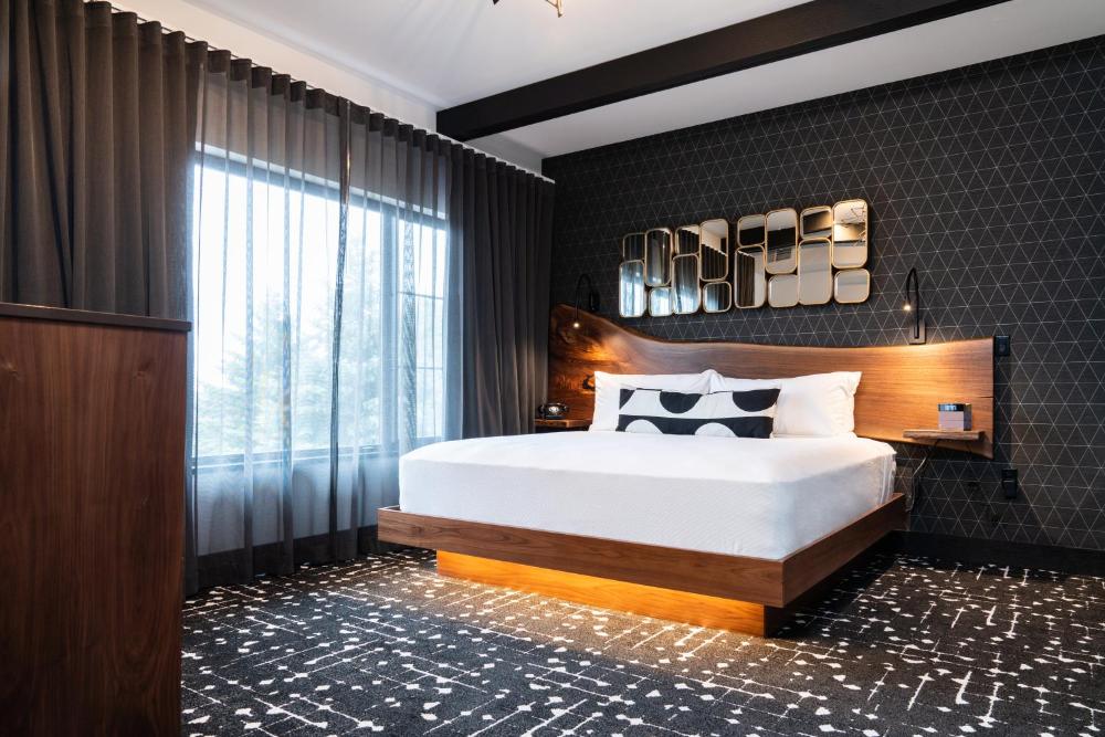 King Room interior